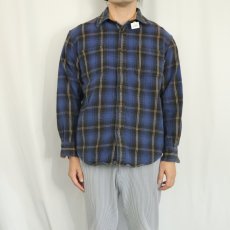 画像2: ST. JOHN'S BAY オンブレーチェック柄 ヘビーネルシャツ M (2)