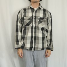 画像2: 70〜80's FIVE BROTHER USA製 ブロックチェック柄 ヘビーネルシャツ XL (2)