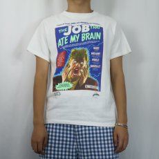 画像2: 90's FUN-O-RAMA MUTT GROENING "THE JOB THAT ATE MY BRAIN" USA製 イラストTシャツ M (2)