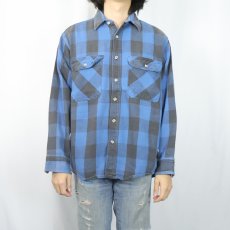 画像2: 90's OSHKOSH USA製 バッファローチェック柄 ヘビーネルシャツ L (2)