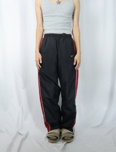 画像5: NIKE ロゴ刺繍 サイドライン ポリエステルトラックパンツ BLACK S (5)
