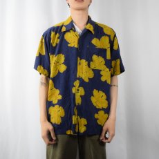 画像2: UN TIED ハイビスカス柄 シルクアロハシャツ XL (2)