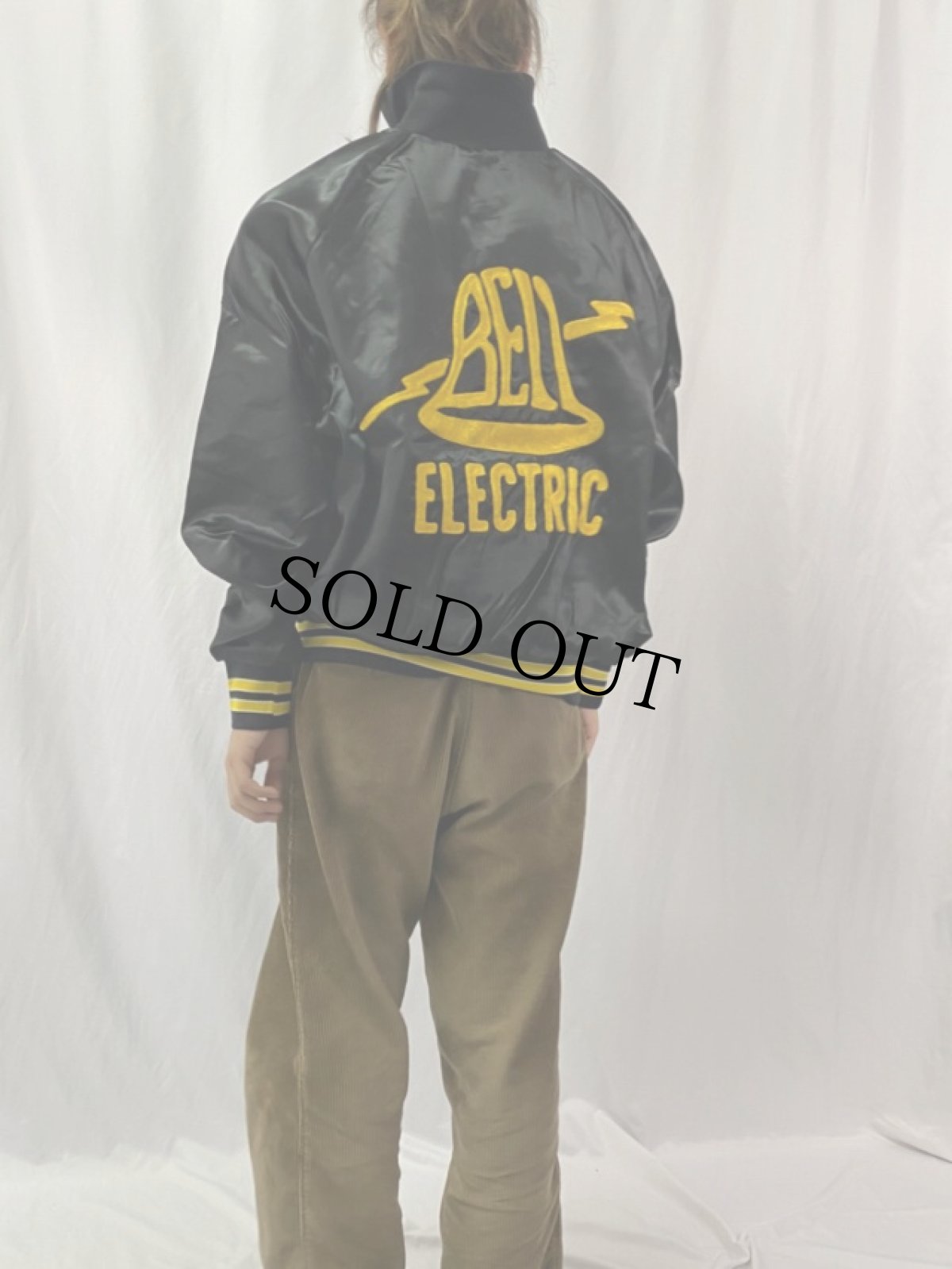 画像4: 80's Hilton USA製 "ELECTRIC" チェーン刺繍 ナイロンスタジャン L (4)