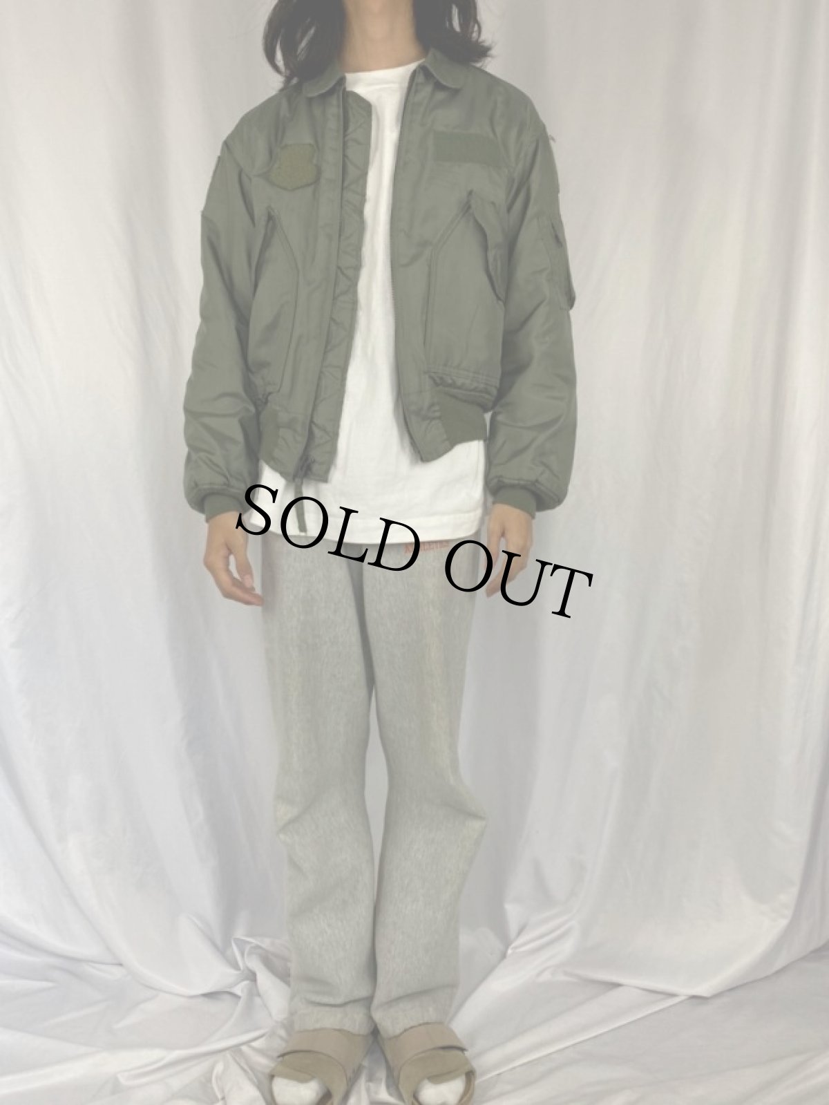 画像2: 2000's U.S.AIR FORCE CWU-45/P パッチ付き フライトジャケット MEDIUM (2)