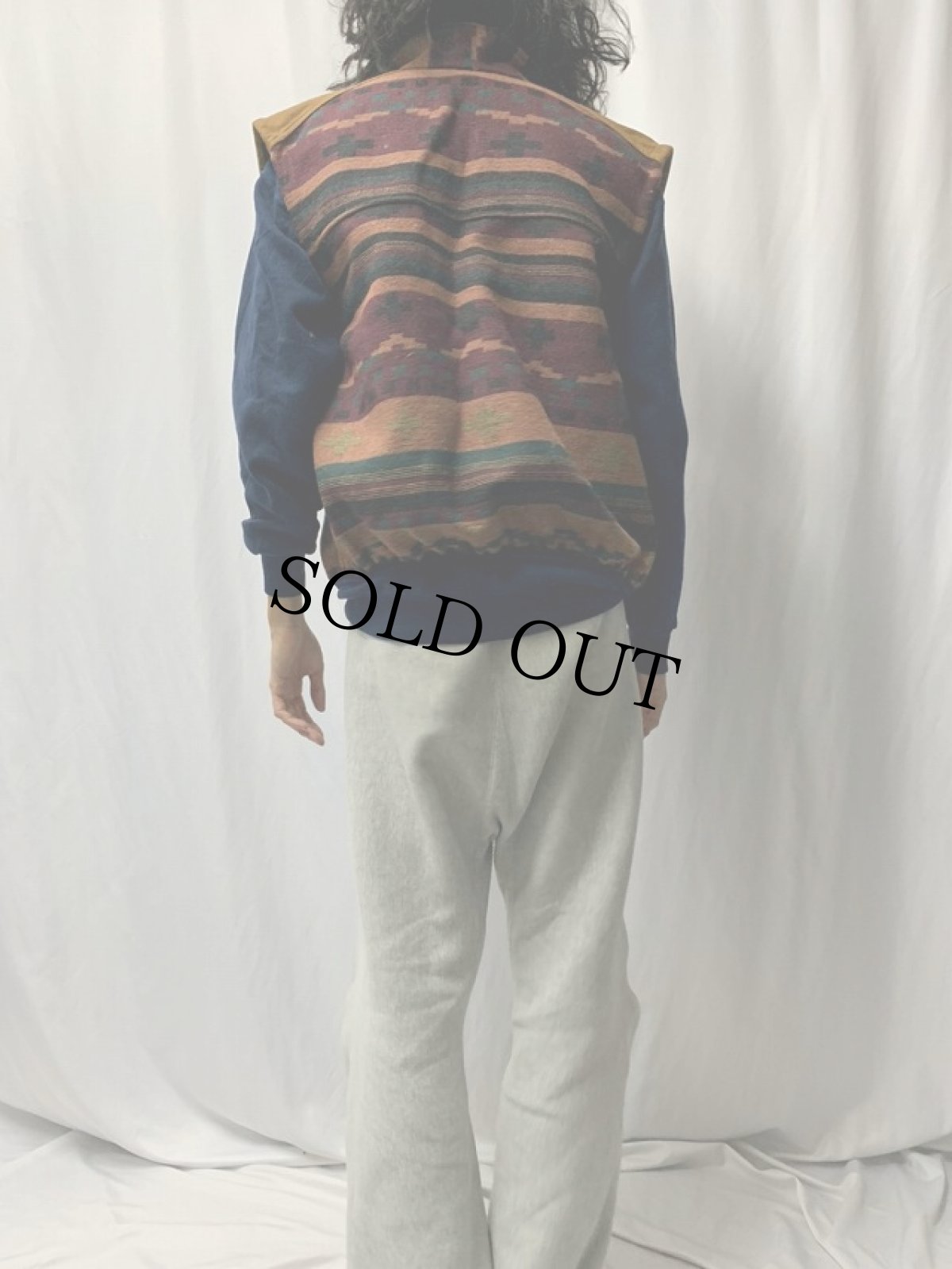 画像4: 90's CANADA製 ネイティブ柄 切り替えデザイン ベスト M (4)