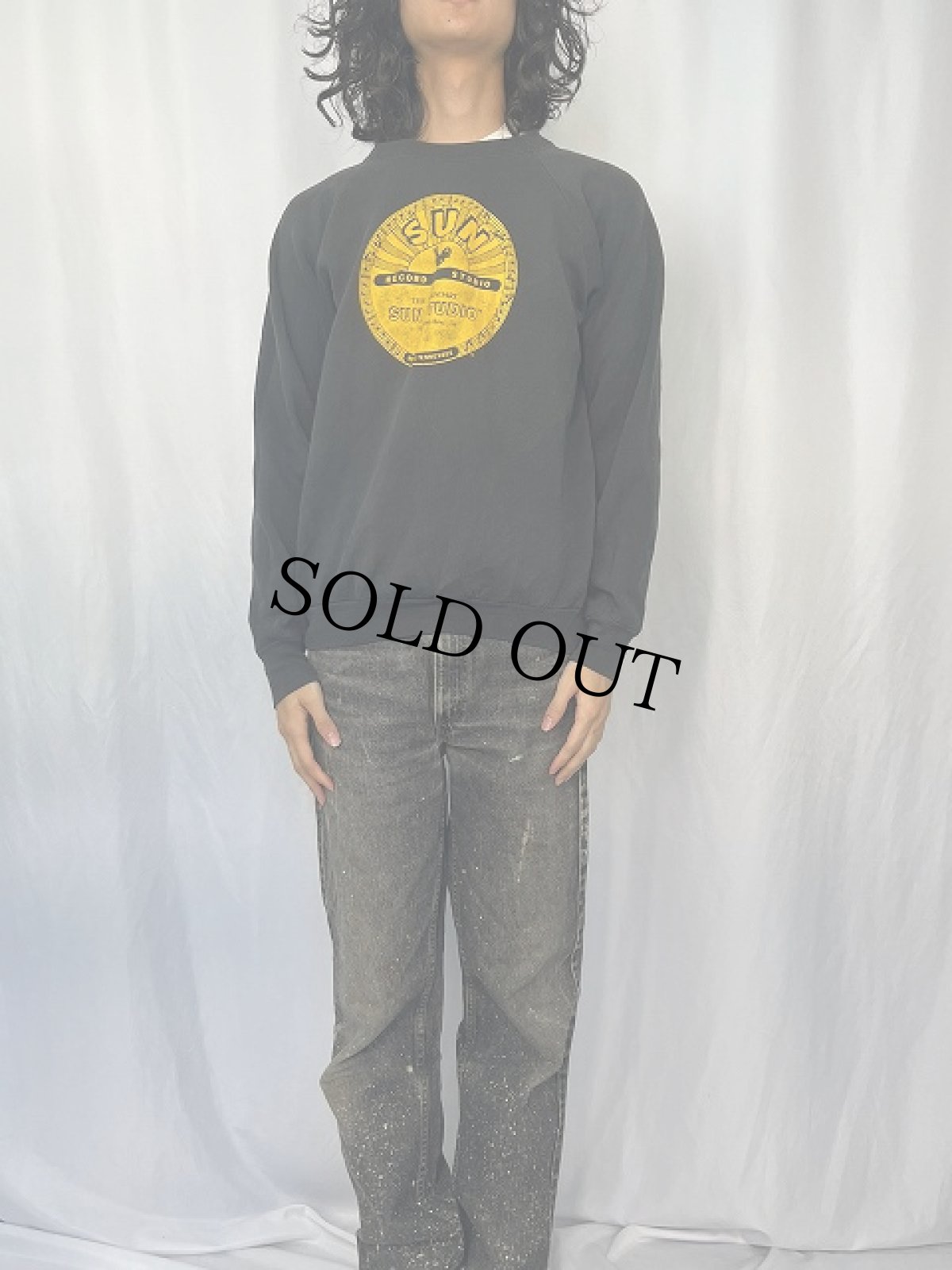 画像2: 90's "SUN STUDIO" ロゴプリント ラグランスウェット (2)