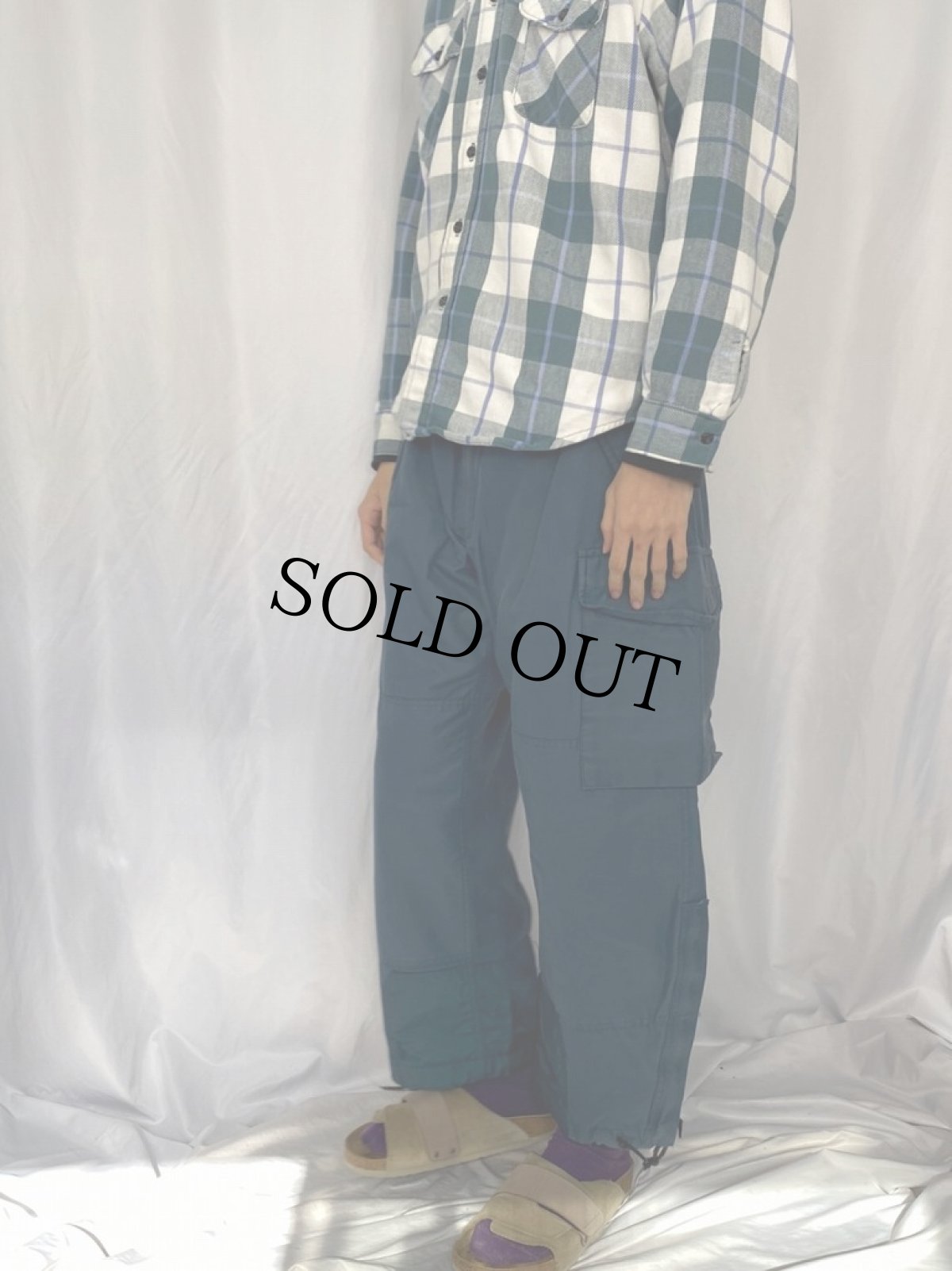 画像3: 90's ROYAL CANADIAN AIR FORCE C/WW Trousers W31-35 (3)