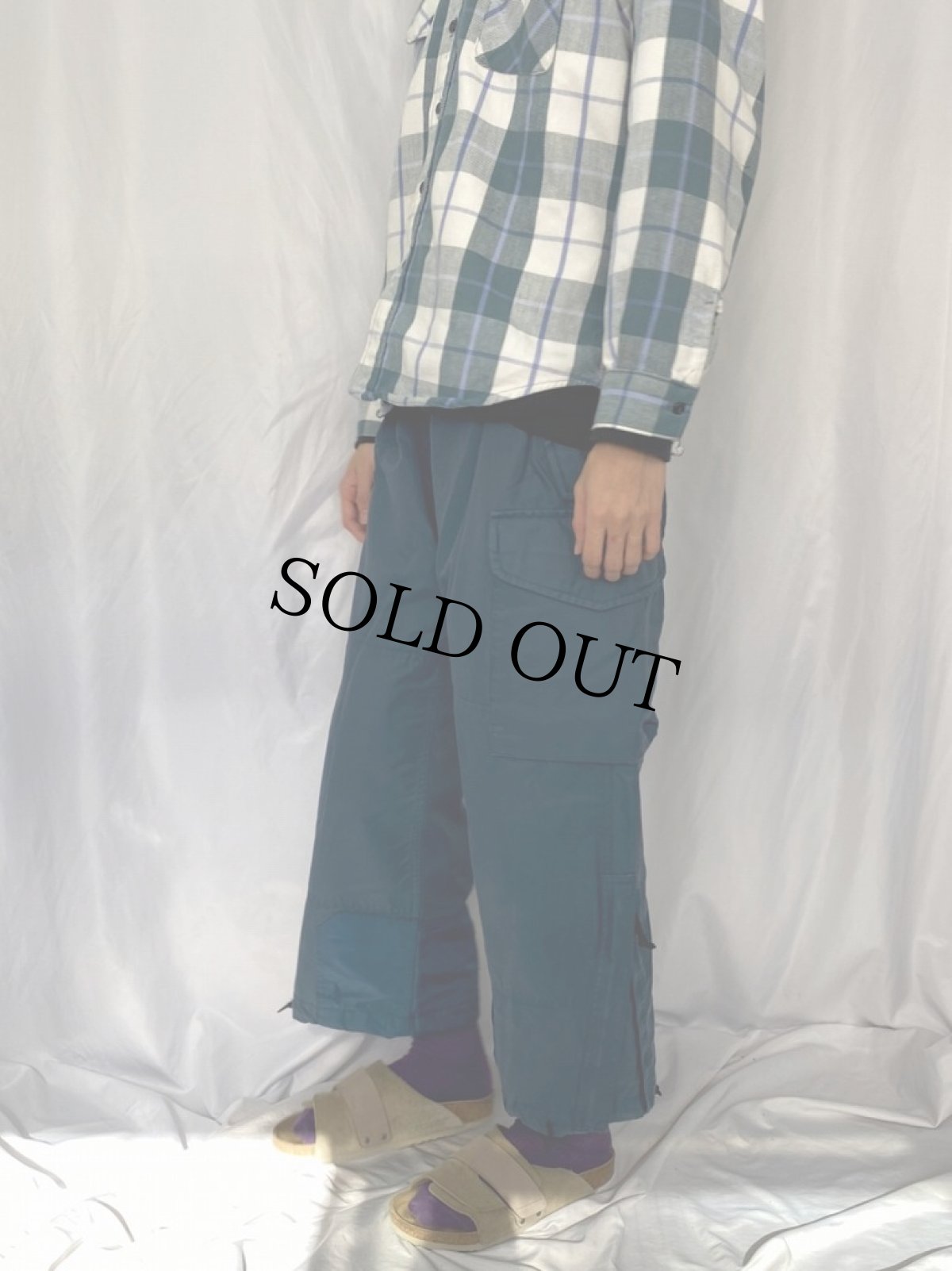 画像3: 90's ROYAL CANADIAN AIR FORCE C/WW Trousers W28-33 (3)