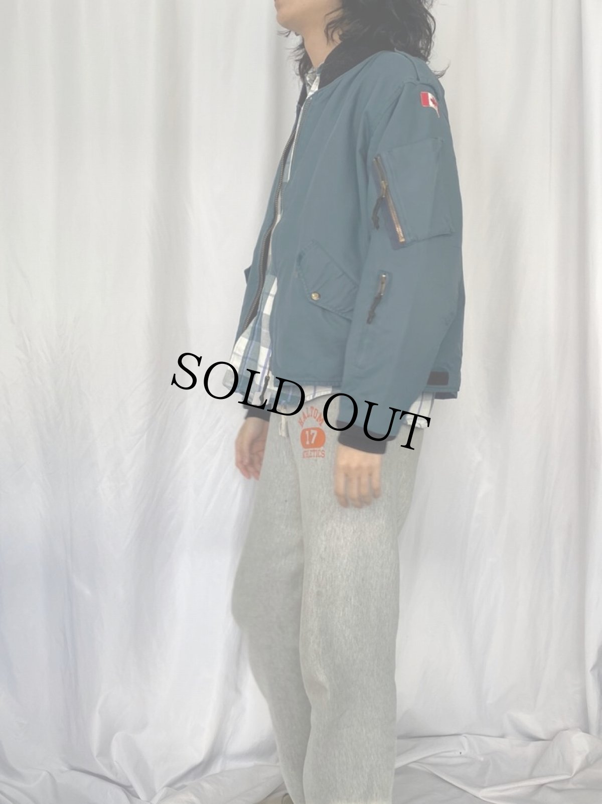 画像3: 90's ROYAL CANADIAN AIR FORCE パッチ付き フライトジャケット (3)