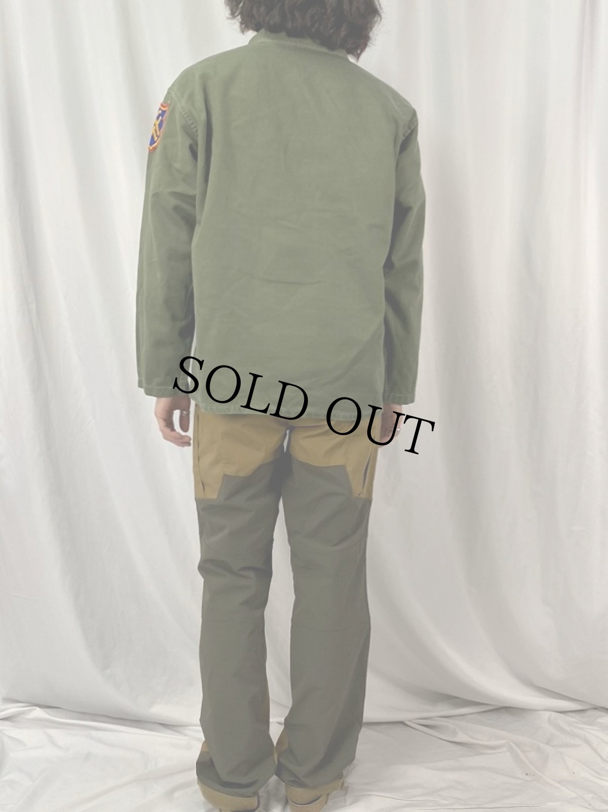 画像4: 60's US.ARMY ユーティリティシャツ 1st  パッチ付き  (4)