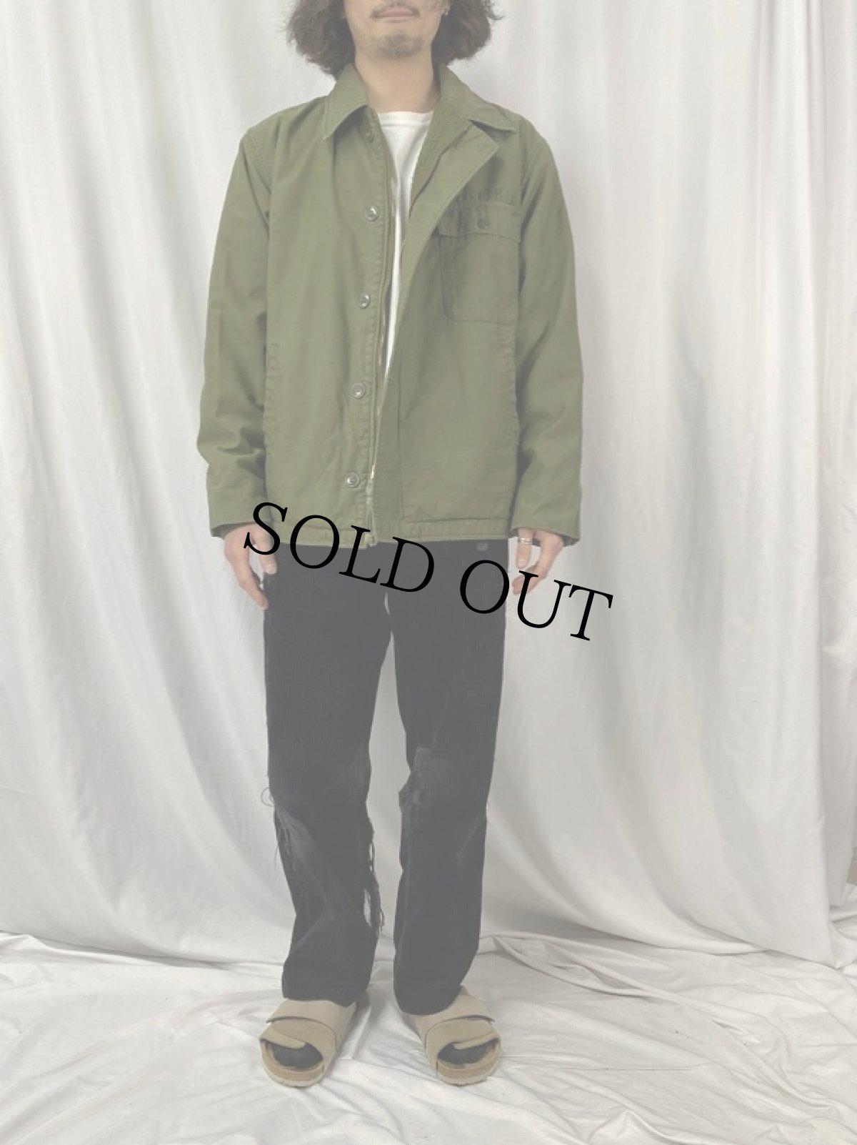 画像2: 80's U.S.NAVY A-2 デッキジャケット LARGE (2)