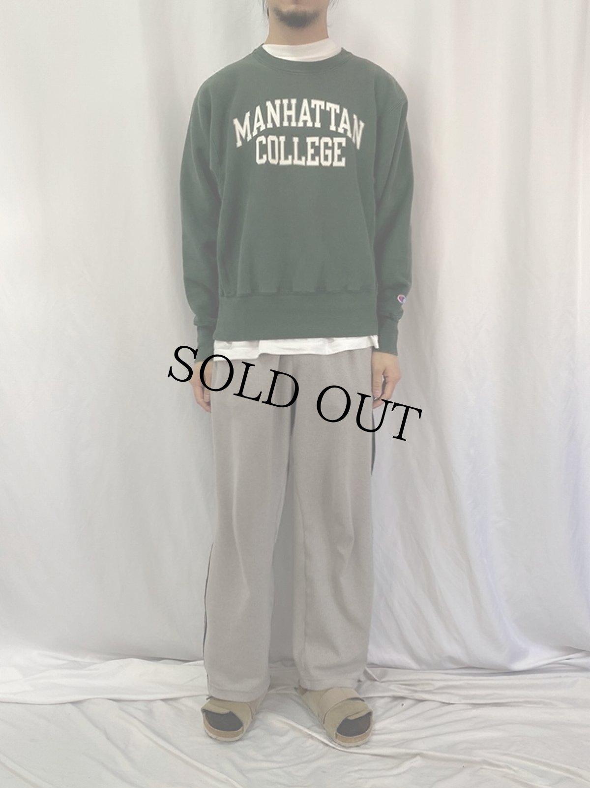 画像2: 00's Champion REVERSE WEAVE "MANHATTAN COLLEGE" プリントスウェット M (2)
