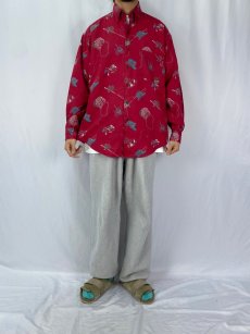 画像2: 90's GAP フィッシング柄 ボタンダウンコットンシャツ M (2)