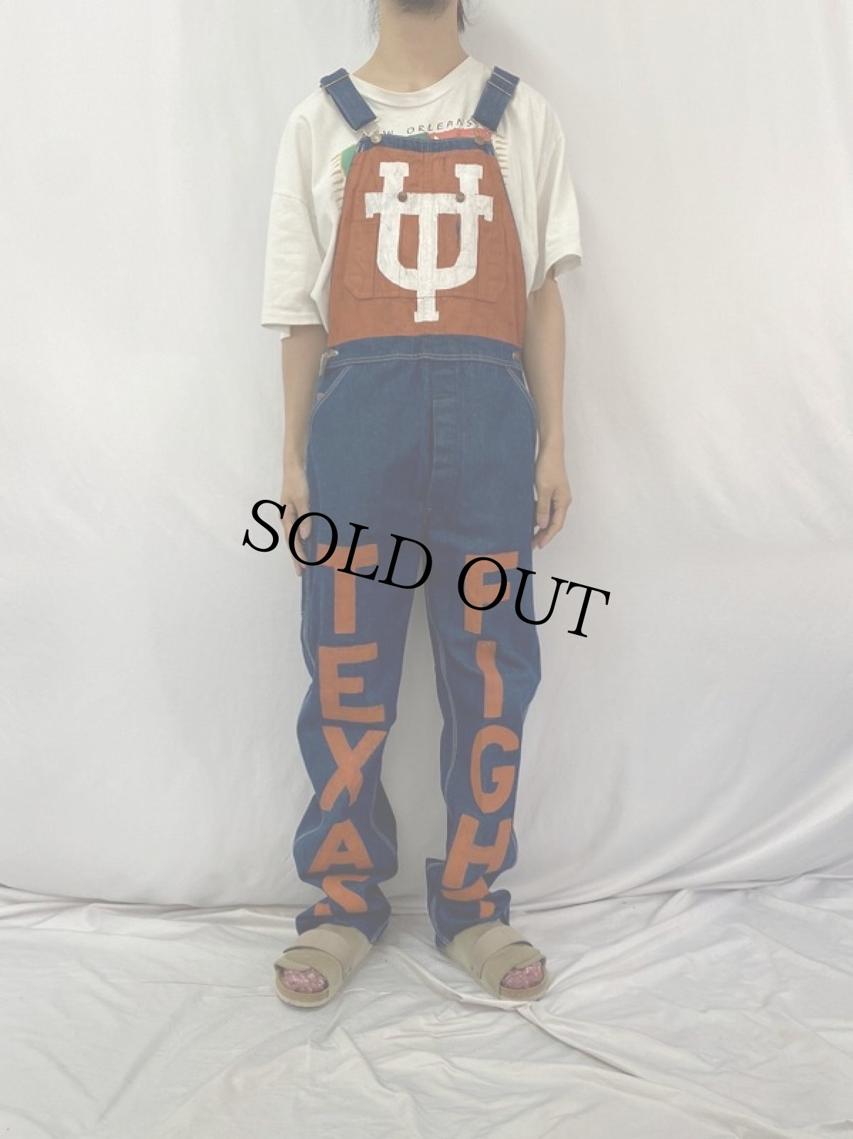 画像2: 80〜90's ROUND HOUSE USA製 ハンドペイント デニムオーバーオール W34 (2)