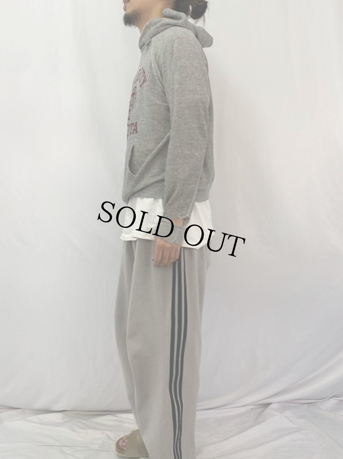 画像3: "UNIVERSITY MINNESOTA" プリントラグランスウェットフーディー (3)