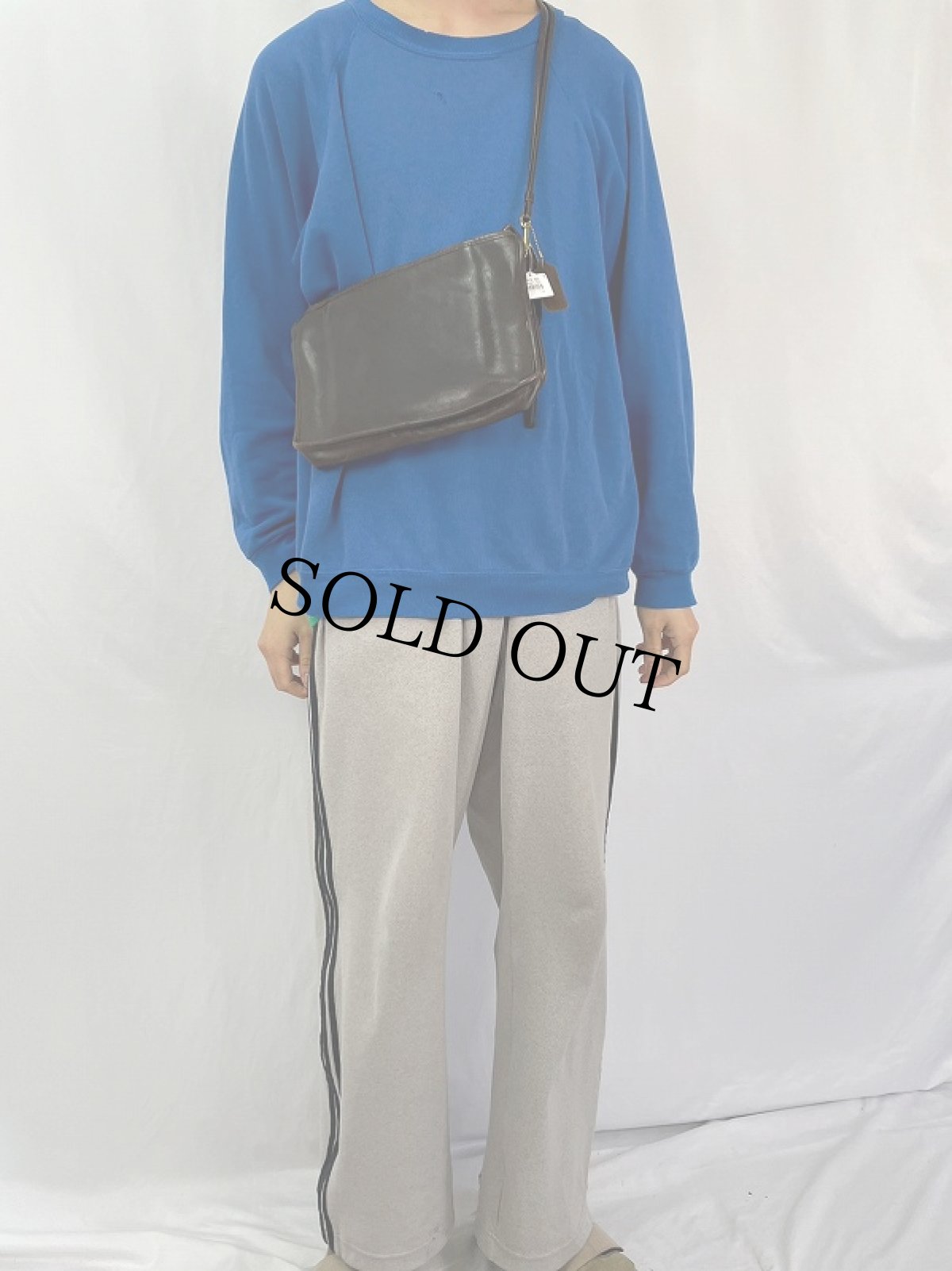 画像2: 60〜70's COACH USA製 レザーショルダーバッグ BROWN (2)