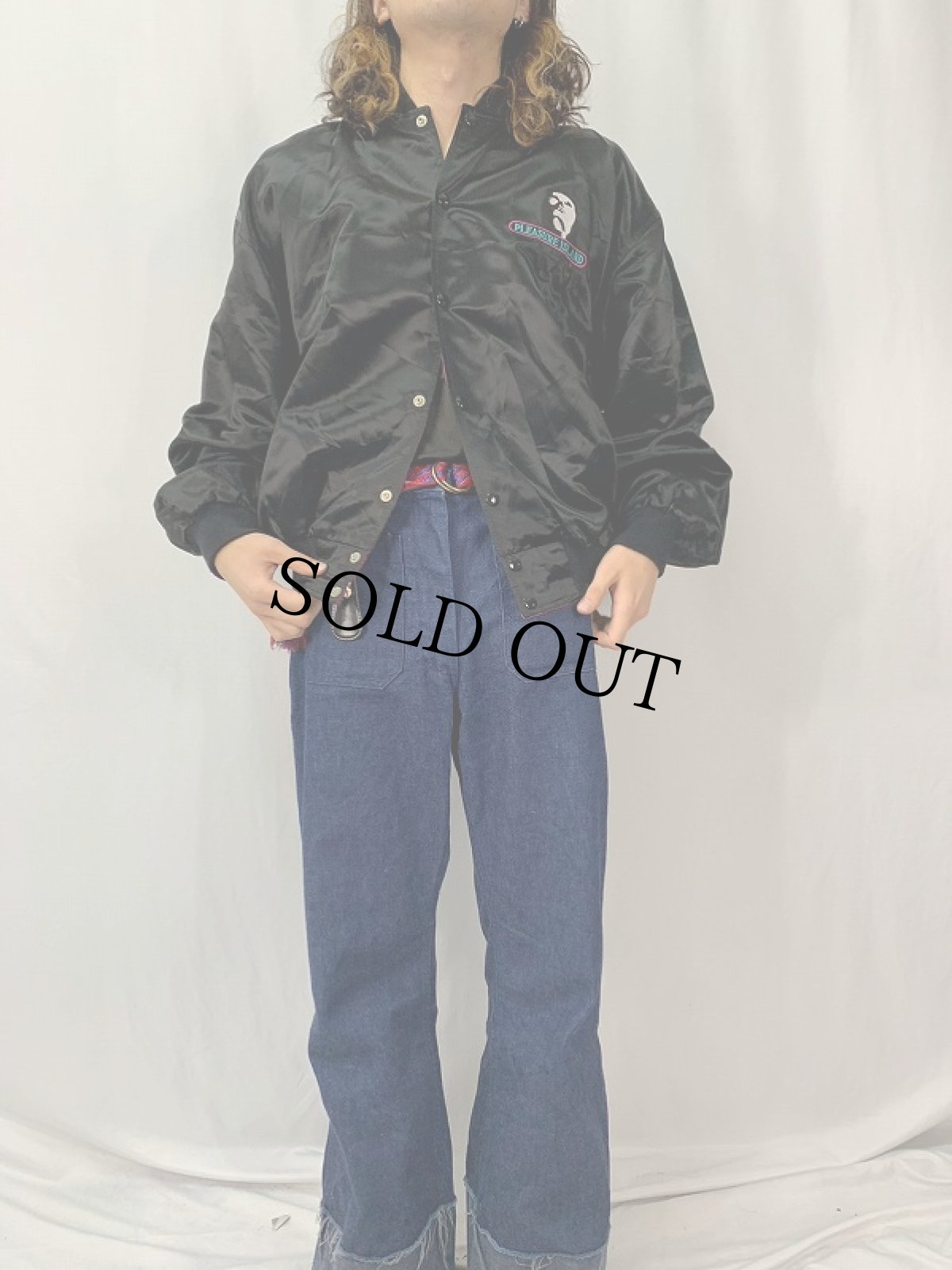 画像2: 90's Disney USA製 "MANNEQUINS" アセテートスタジャン L (2)