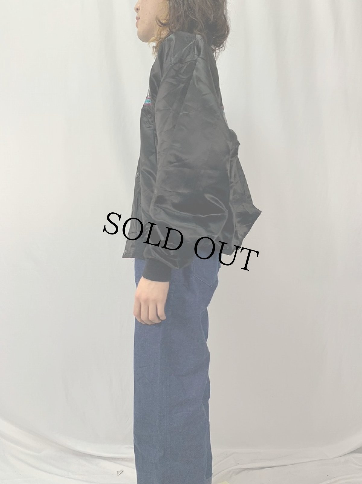 画像3: 90's Disney USA製 "MANNEQUINS" アセテートスタジャン L (3)