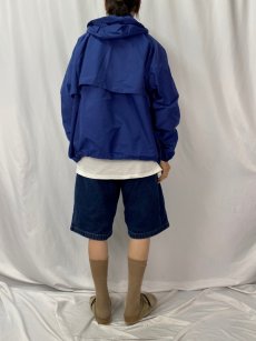 画像4: 90's〜 TOYS“Я”US ロゴ刺繍 ナイロンパーカー 2XL (4)