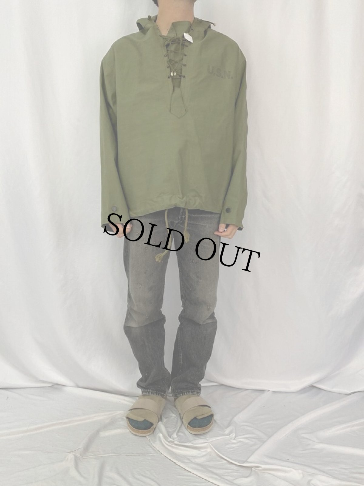 画像2: 40's U.S.NAVY デッキレインパーカー ステンシル入り (2)