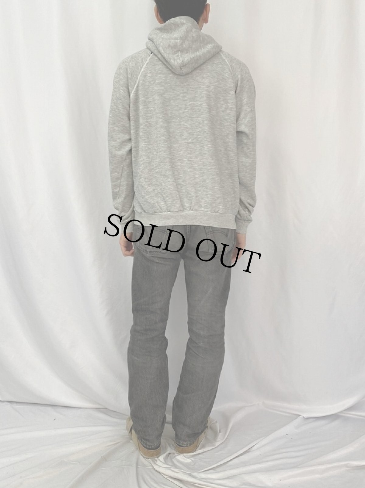 画像4: 80〜90's USA製 "HOWE MILITARY" プリントラグランスウェットフーディー XL (4)