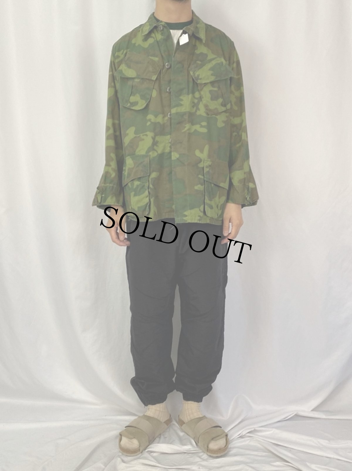 画像2: 60's U.S.ARMY ERDL迷彩 グリーンリーフ ジャングルファティーグジャケット 3rd MEDIUM-REGULAR (2)