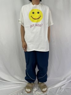 画像2: 90's Chris's Stuff "got wine?" スマイルプリント パロディTシャツ XL (2)