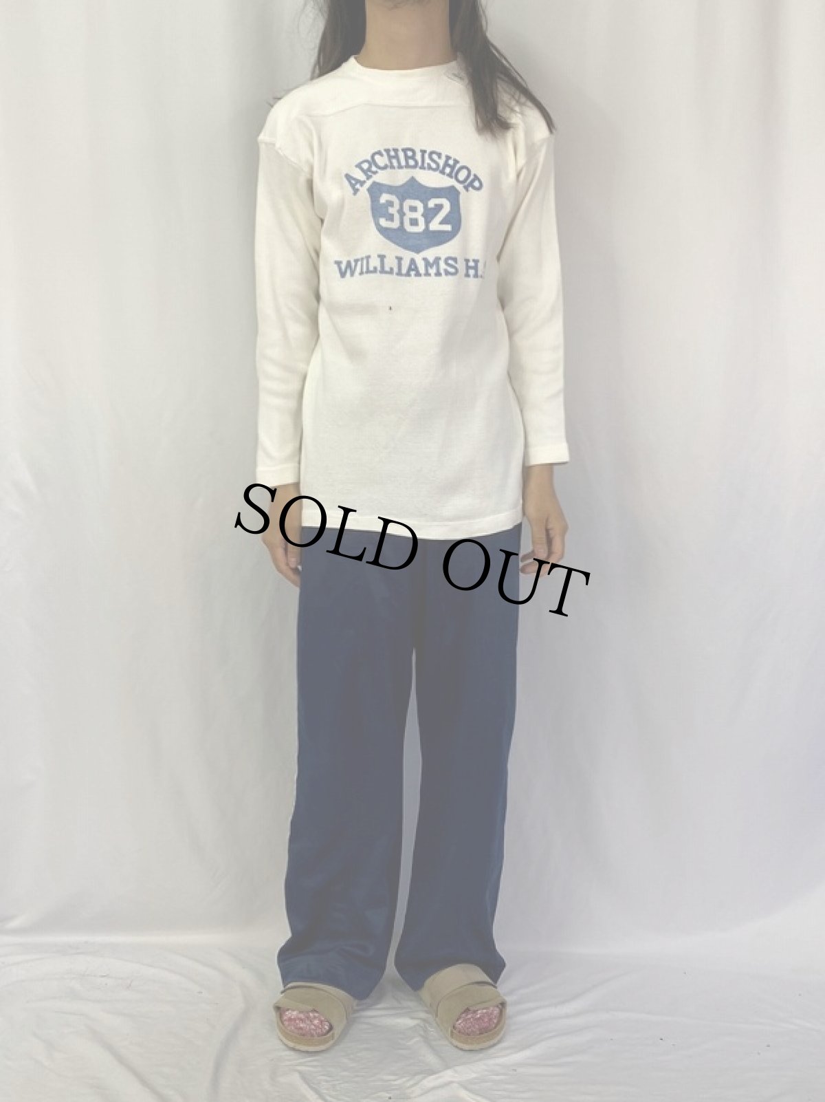 画像2: 50's〜 "ARCHBISHOP WILLIAM H.S." 染み込みプリント フットボールTシャツ (2)