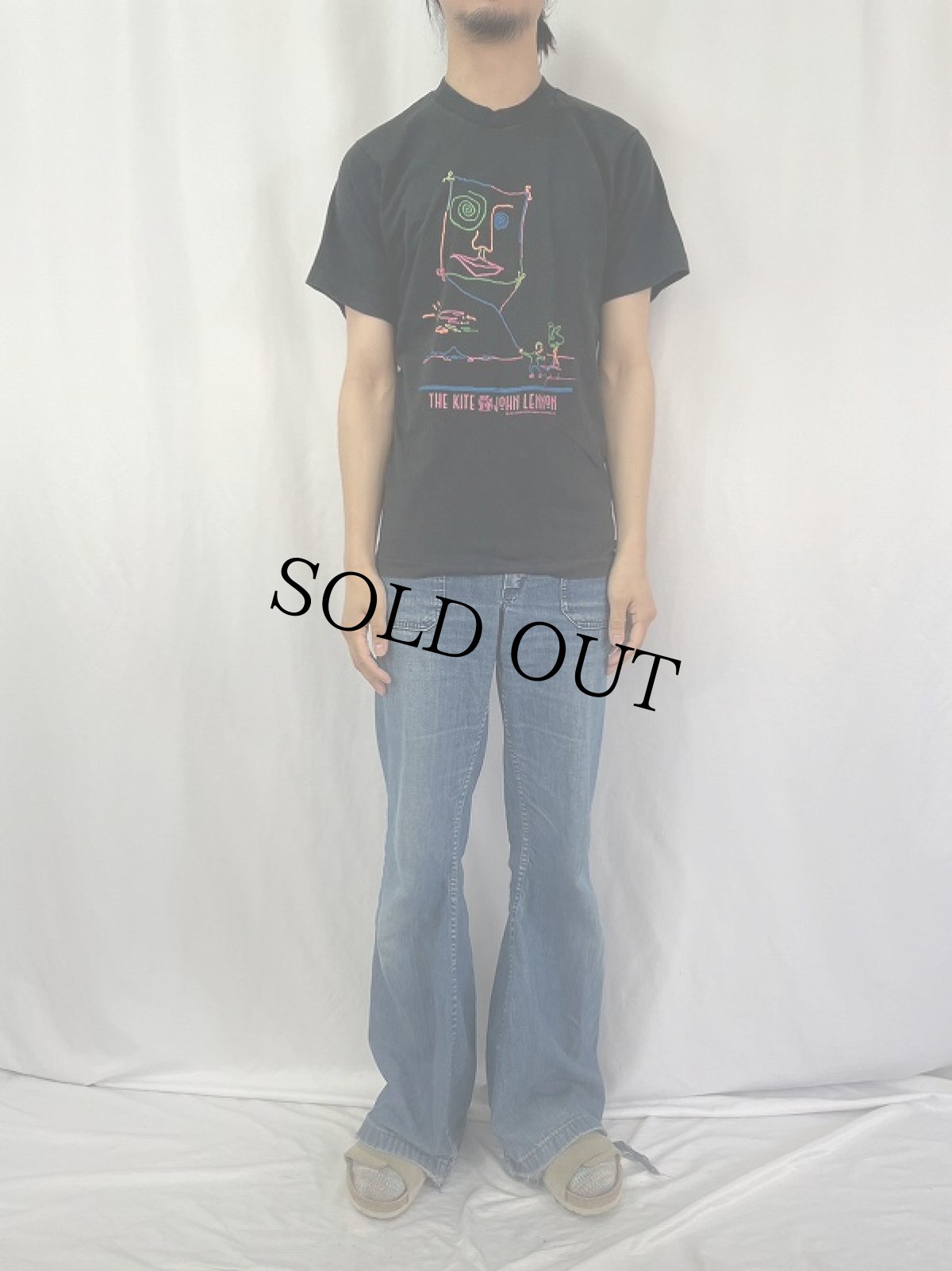 画像2: 90's USA製 JOHN LENNON "THE KITE" ミュージシャン アートTシャツ M (2)