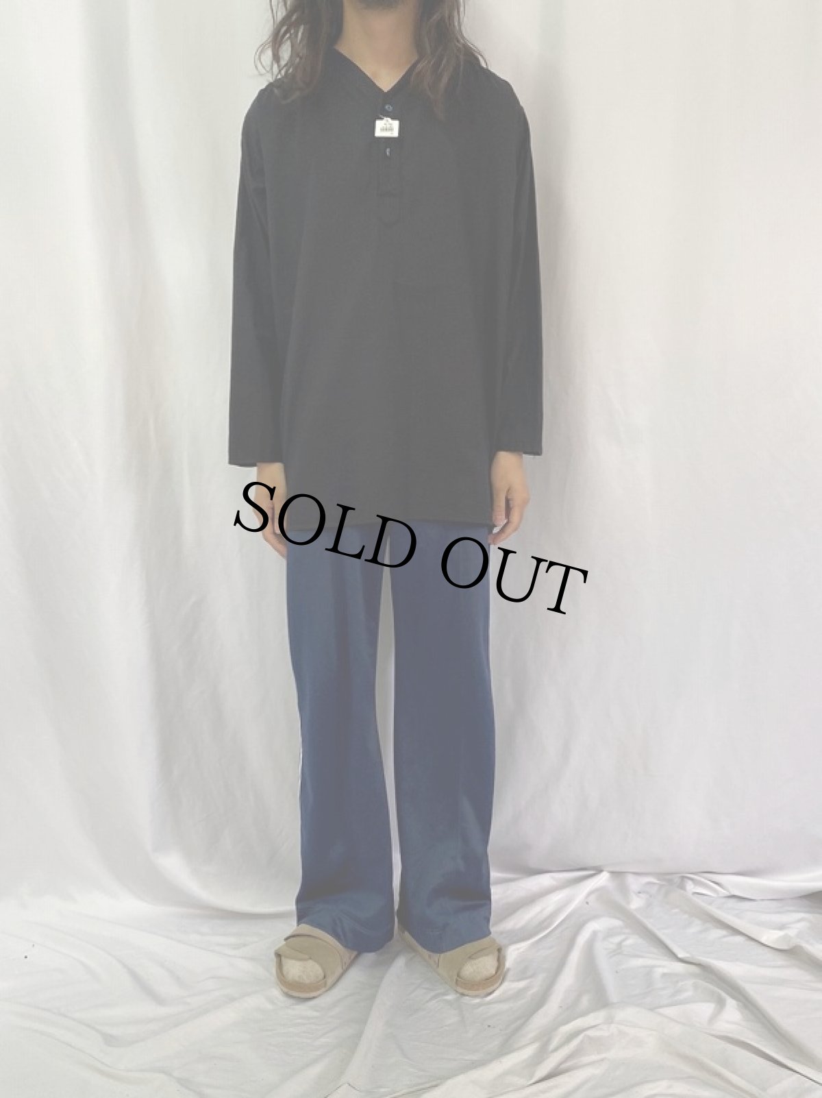 画像2: 80's ロシア軍 ヘンリーネックスリーピングシャツ 後染めBLACK (2)