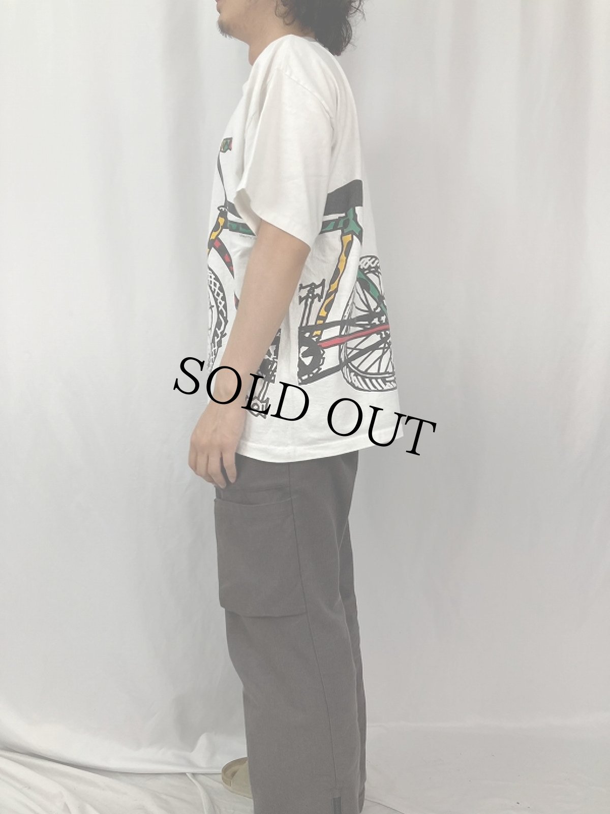 画像3: 90's GRAVITY GRAPHICS USA製 "Bike BLOCK ISLAND" 自転車プリントTシャツ XL (3)