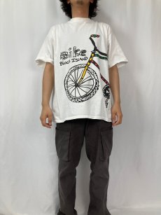 画像2: 90's GRAVITY GRAPHICS USA製 "Bike BLOCK ISLAND" 自転車プリントTシャツ XL (2)