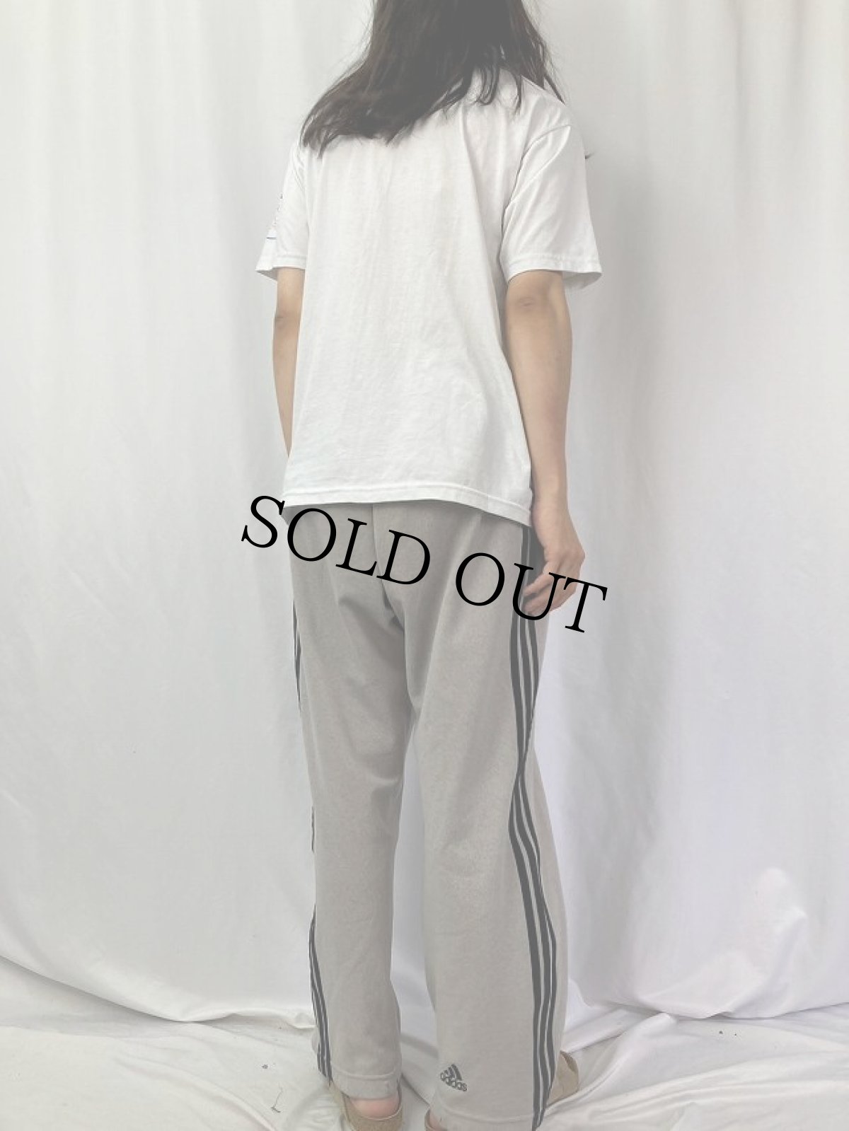 画像4: Edward Gorey "SO MANY BOOKS; SO LITTLE TIME." キャラクタープリントTシャツ (4)