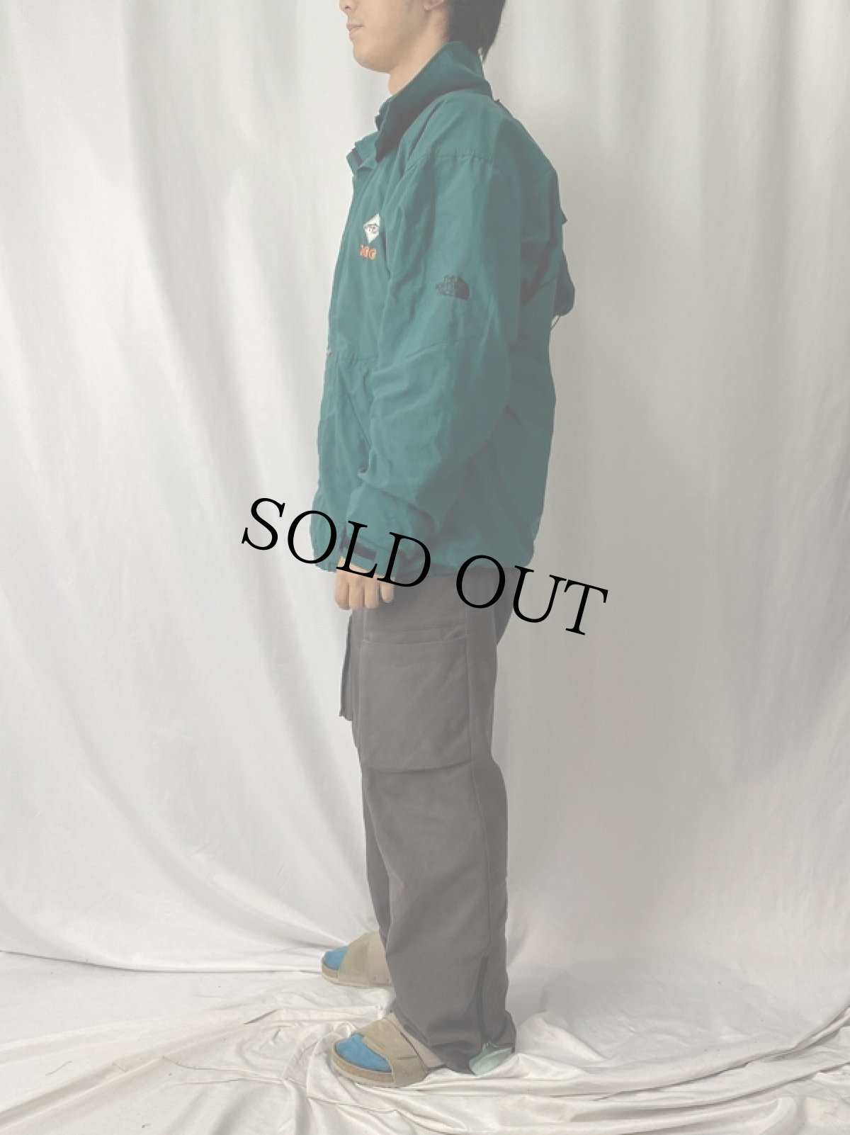 画像3: 90's THE NORTH FACE USA製 "GORE-TEX" 刺繍入り ナイロンマウンテンパーカー M (3)