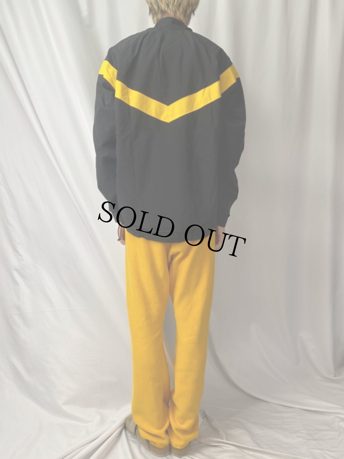 画像4: U.S.ARMY APFU ロゴ刺繍 トレーニングジャケット DEADSTOCK MEDIUM/REGULAR (4)