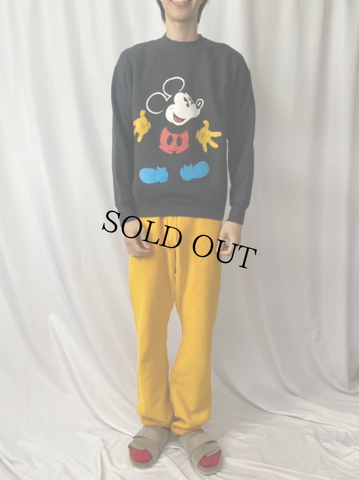 画像2: 90's MICKEY&CO. USA製 キャラクタープリントスウェット BLACK L (2)