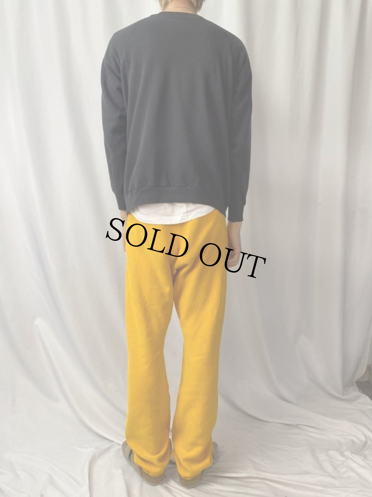 画像4: 80〜90's Disney MICKEY MOUSE 青パンミッキー ラグランスウェット BLACK (4)