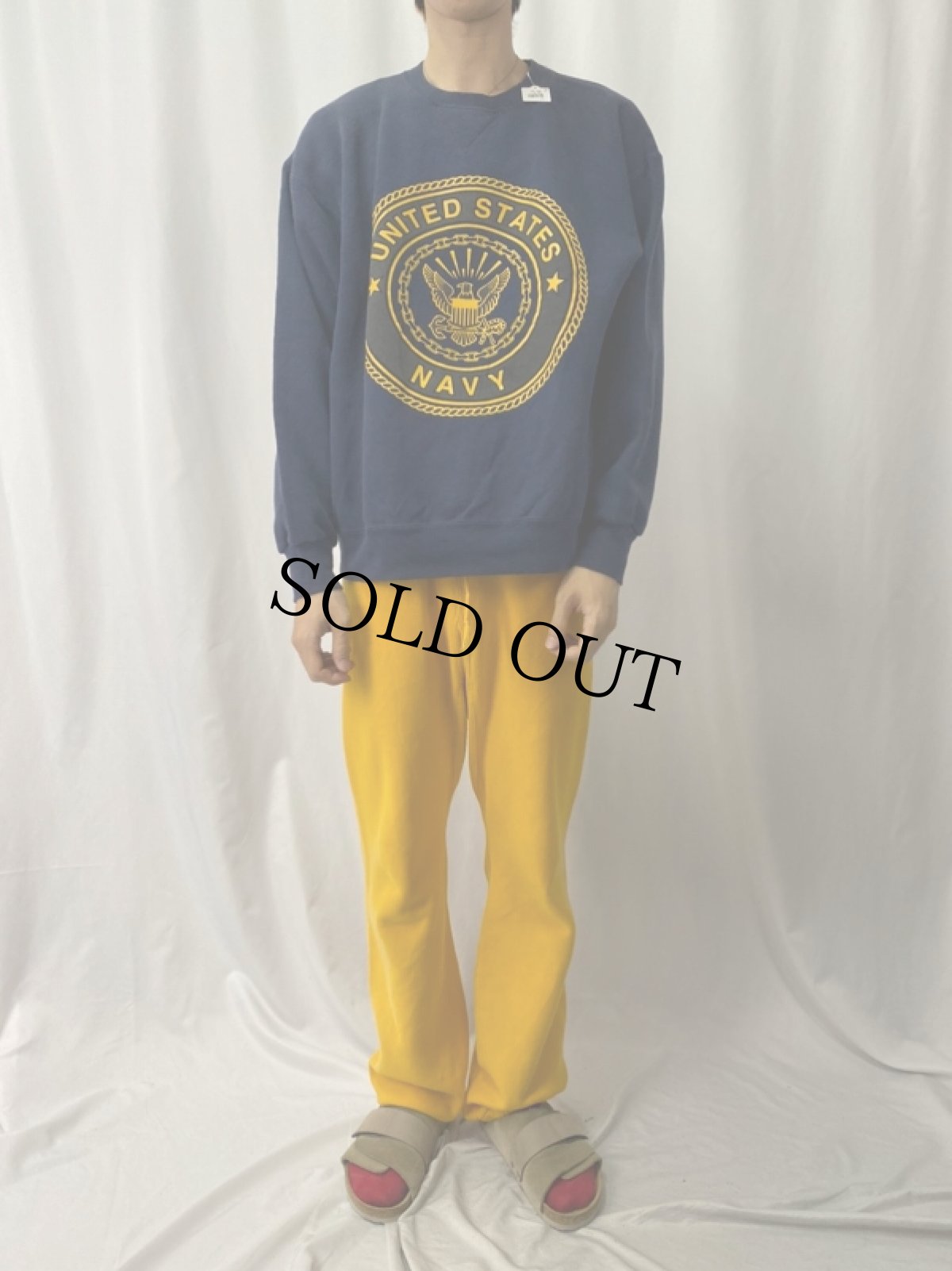 画像2: 90's U.S.NAVY USA製 前V リフレクタープリントスウェット L (2)