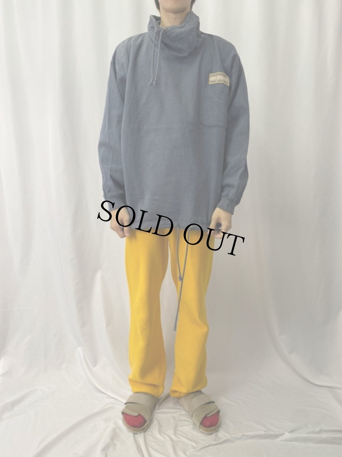 画像2: 90's〜 Levi's ハイネック コットンプルオーバー L/XL (2)
