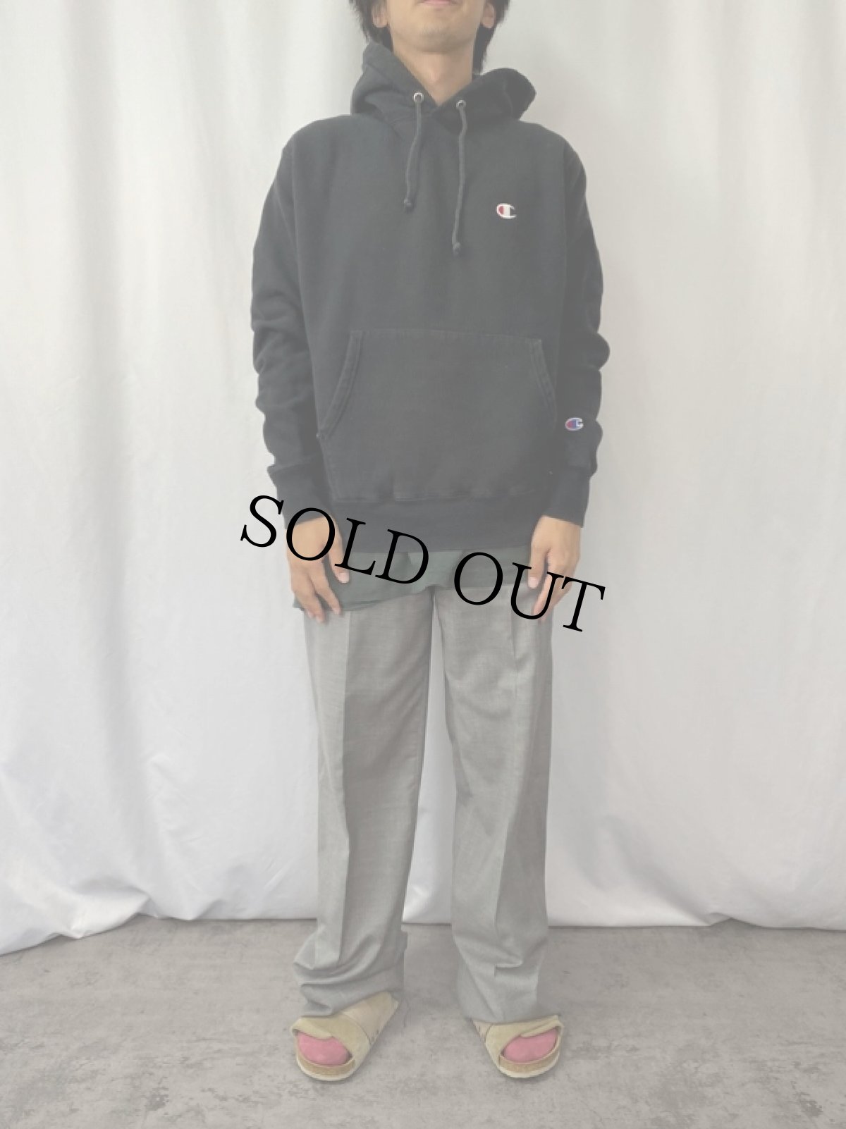 画像2: Champion REVERSE WEAVE ロゴ刺繍 スウェットフーディー M (2)