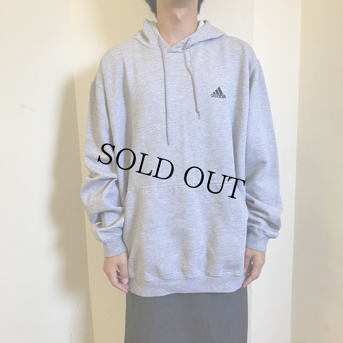 画像2: adidas ロゴ刺繍 スウェットフーディー XL (2)