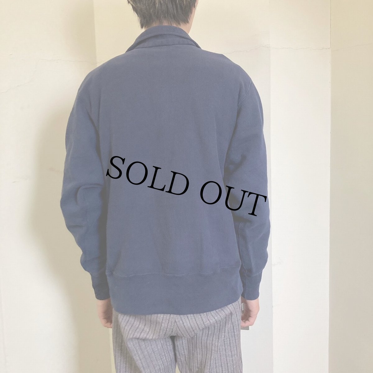 画像3: 80's Champion REVERSE WEAVE トリコタグ USA製 "WEST VIRGINIA" 刺繍入り ハーフスナップスウェット L (3)