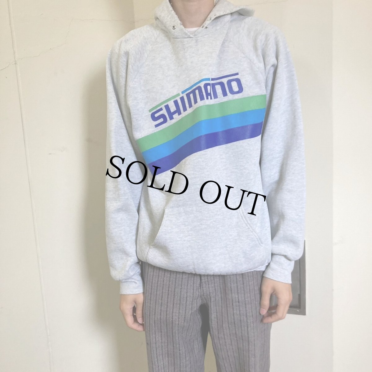 画像2: 90's SHIMANO USA製 スポーツメーカー プリントスウェットフーディー XL (2)