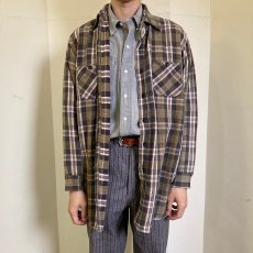 画像2: 60's PILGRIM チェック柄 マチ付き ライトネルシャツ SIZE16-16 1/2 (2)