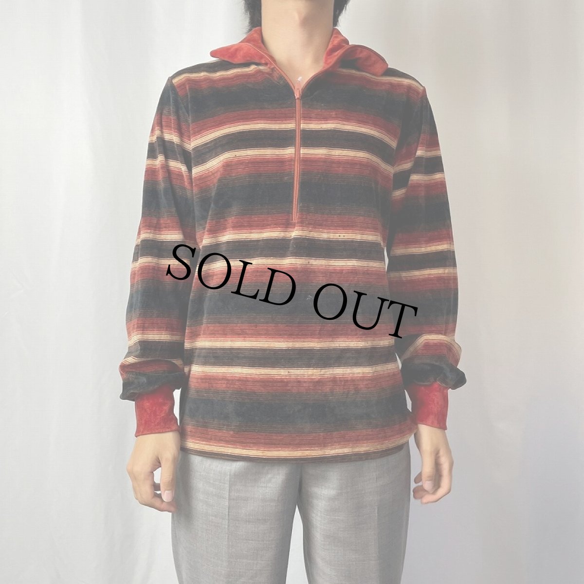 画像2: 〜80's Allegro USA製 マルチボーダー柄 ハーフジップ ベロアポロシャツ M (2)