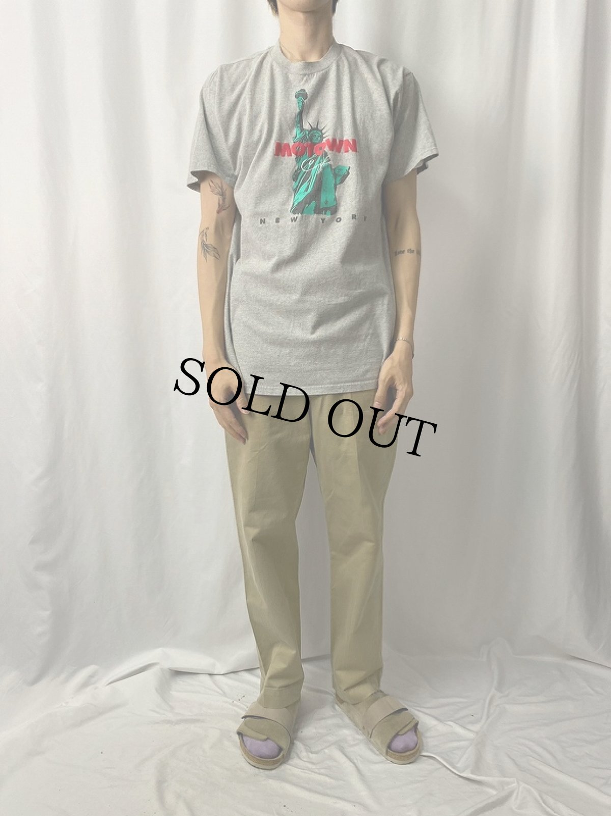 画像2: MOTOWN Cafe USA製 レコードレーベル レストランプリントTシャツ (2)