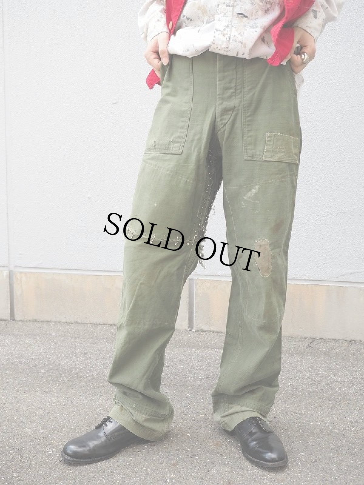 画像1: 【SALE】 50's U.S.ARMY "サイドアジャスタ付き" カスタムベイカーパンツ W27-28 (1)