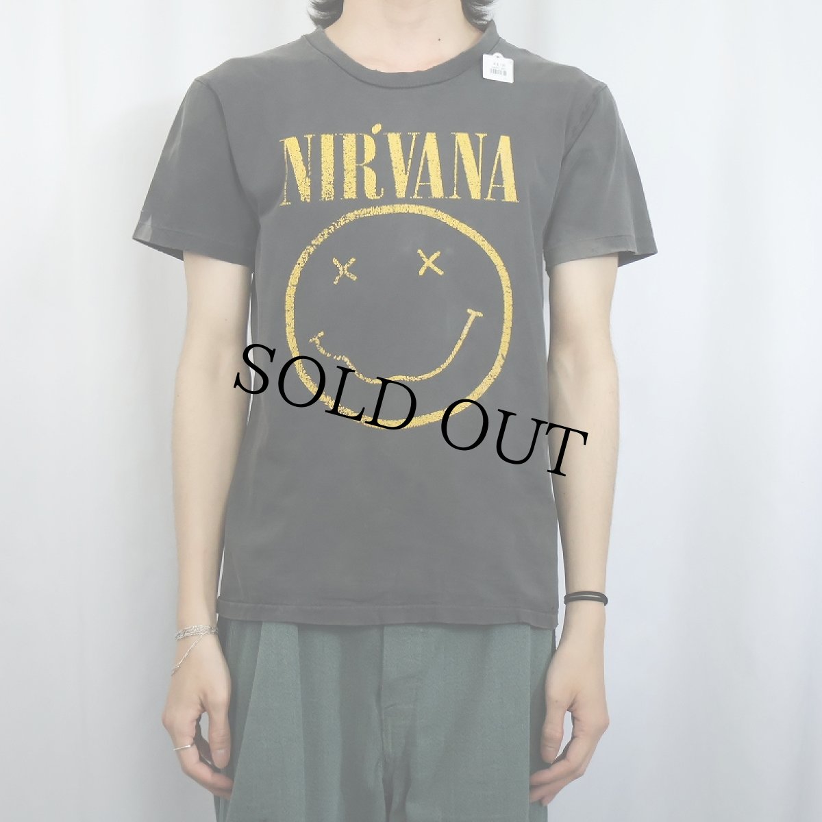 画像3: 90's NIRVANA "NEVERMIND" ロックバンドプリントTシャツ BLACK (3)