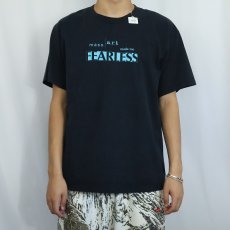 画像2: "mass art made me FEARLESS" メッセージプリントTシャツ BLACK L (2)