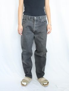 画像2: 90's Levi's 550 USA製 "サルファブラック" ブラックデニムパンツ W33 (2)